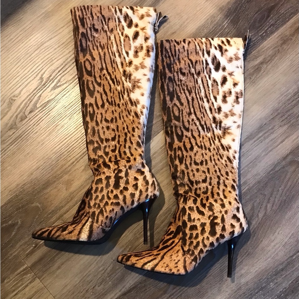 12 Stuart Weitzman Stiletto Boots